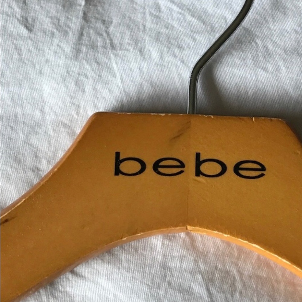 Bebe hangers